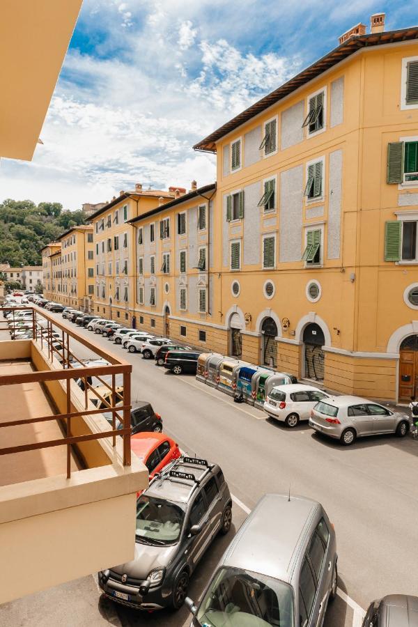 Modern Apartments In The Heart Of Florence Extérieur photo