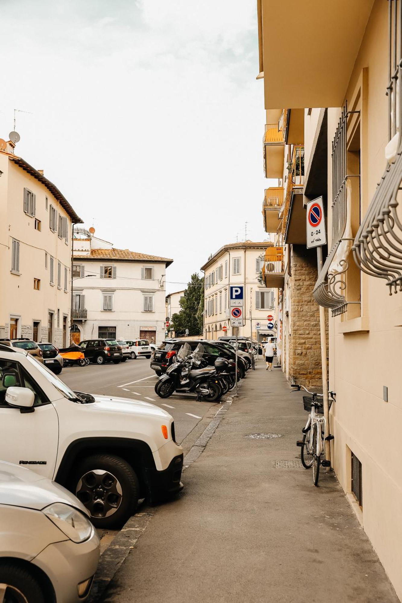 Modern Apartments In The Heart Of Florence Extérieur photo